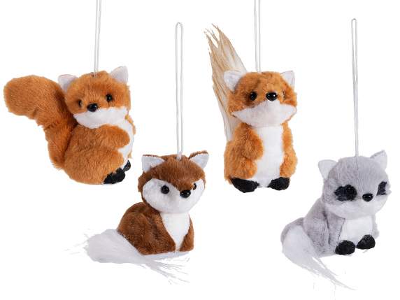 Peluche douce représentant un animal de la forêt à suspendre