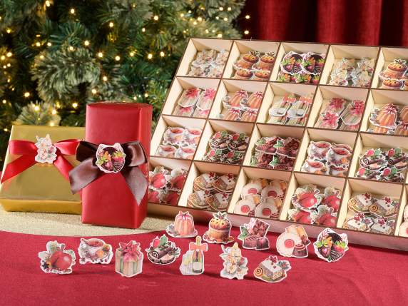 Présentoir de 288 décorations de Noël en bois avec adhésif