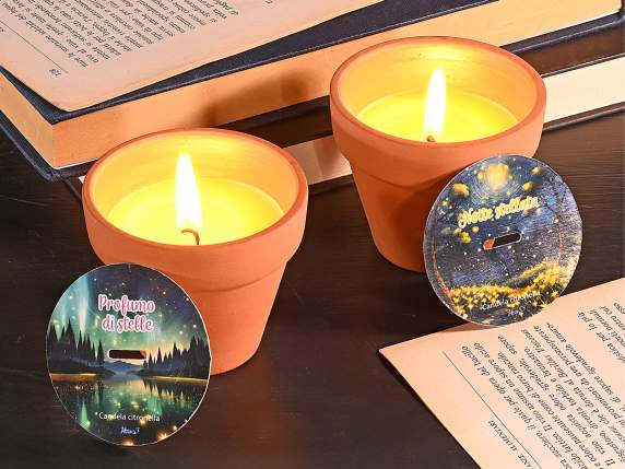 Lumanare cu citronella intr-un borcan de teracota