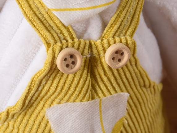 Găină din material moale cu rochie de catifea