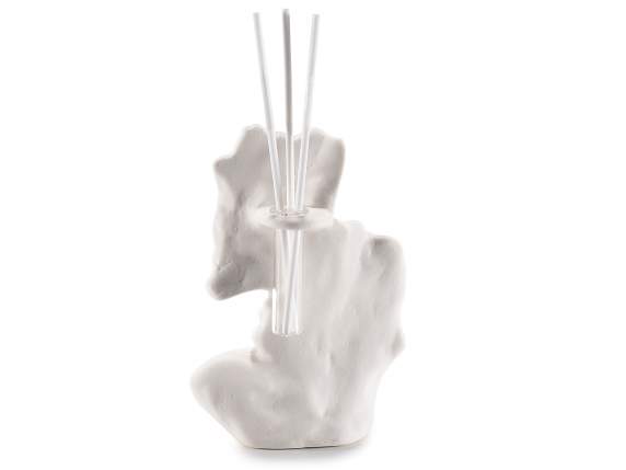 Fețe pentru iubitorii de porțelan cu stick de parfum