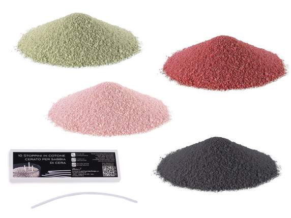 Bougeoir en verre avec sable de cire coloré et mèche