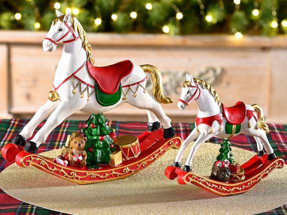 Lot de 2 chevaux à bascule en résine avec décorations Noël