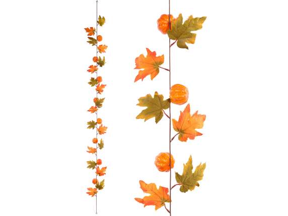 Guirlande de feuilles dautomne et de citrouilles