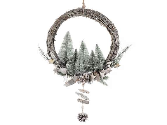 Guirlande de sapins, pommes de pin, cloches avec lumières