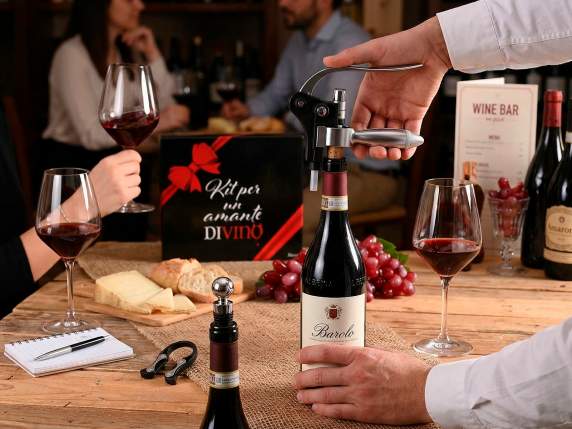 Confezione regalo con 4 accessori da sommelier per il vino