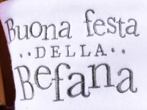 Calza portadolci in panno con decoro befana da appendere