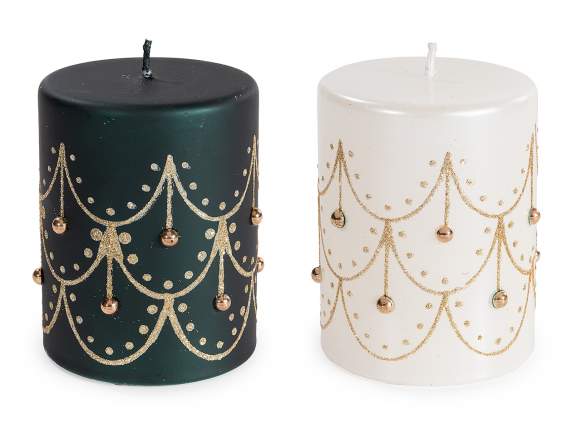 Candela con decorazioni dorate e brillantini