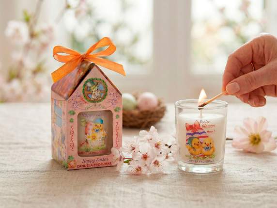 Candela profumata in bicchiere di vetro con decori pasquali