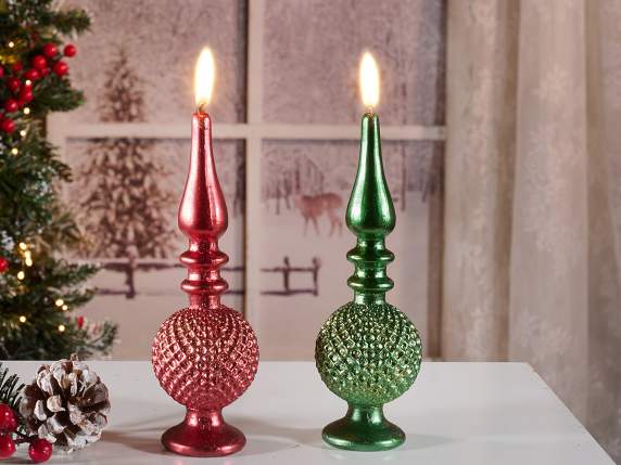 Candela sagomata a forma di puntale albero di Natale