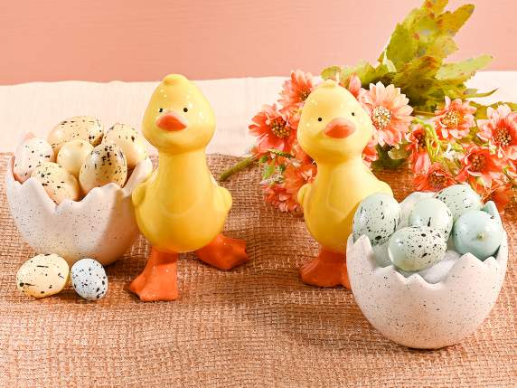 Contenitore uovo in ceramica con interno colorato e pulcino