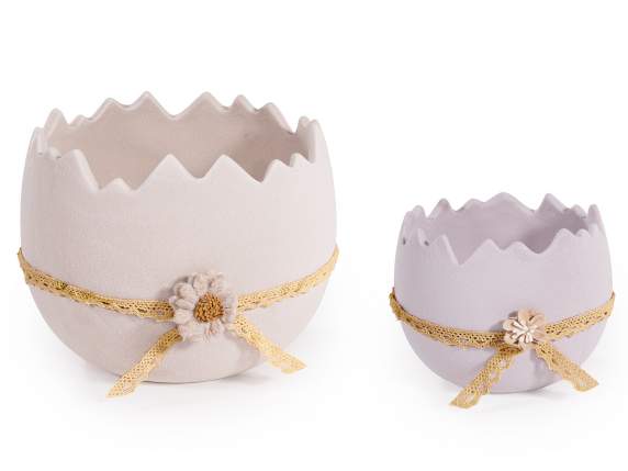 Set 2 contenitori a uovo in ceramica con nastro e fiore