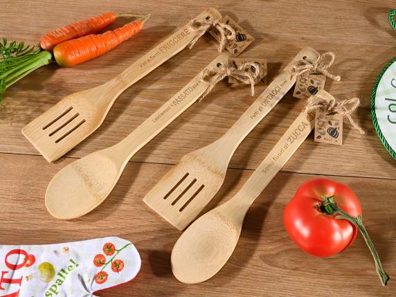 Utensile in legno di bamboo con scritte a tema orto