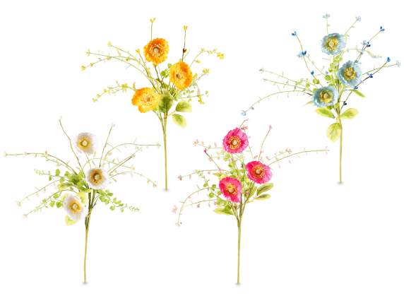 Mazzolino di ranuncoli e fiori artificiali
