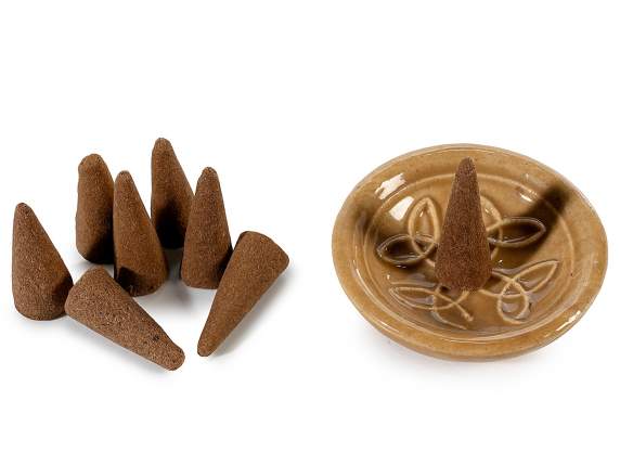 Confezione di 30 coni di incenso con portacono in ceramica