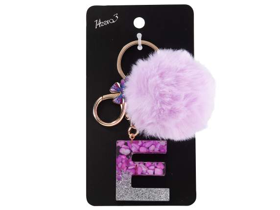 Portachiavi - charm lettera E in resina con pompon in card