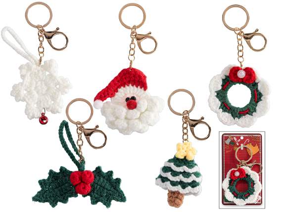 Portachiavi Natale in maglia fatto a mano con gancio metallo