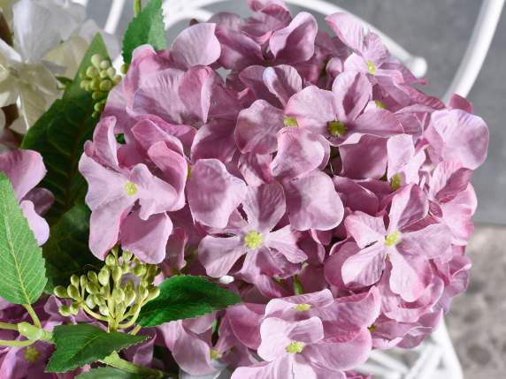 Ramo di ortensia artificiale