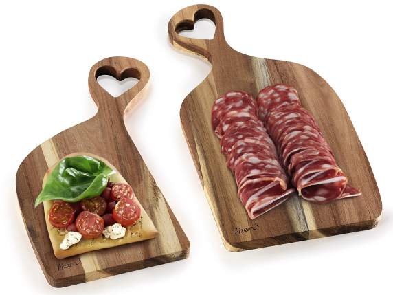 Set 2 taglieri Love in legno di acacia con manico a cuore