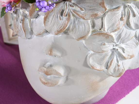 Set 2 vasi in resina con volto e corona di fiori