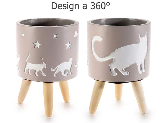 Vaso in cemento su treppiede in legno con decoro PrettyCat