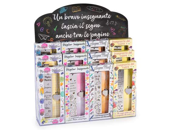 Marque-page en métal avec inscriptions Maestri et pendentif