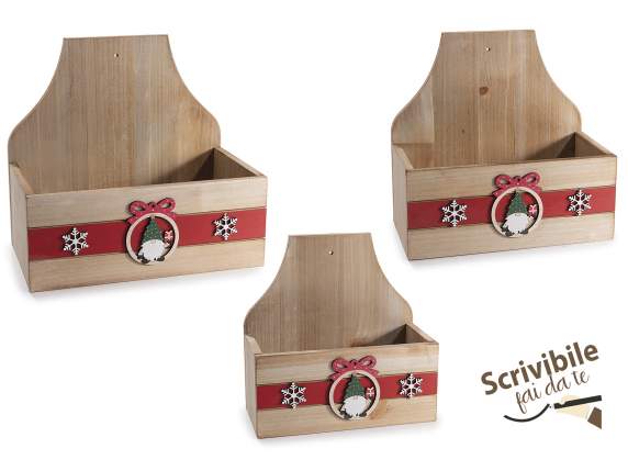 Juego de 3 recipientes de madera con decoración navideña.