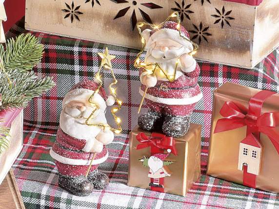 Papá Noel en resina con estrella-pino en metal con luces LED