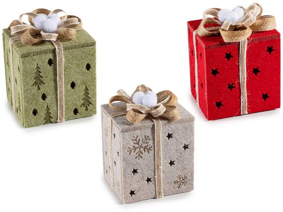 Cutie cadou din pânza cu funda, decoraiuni sculptate