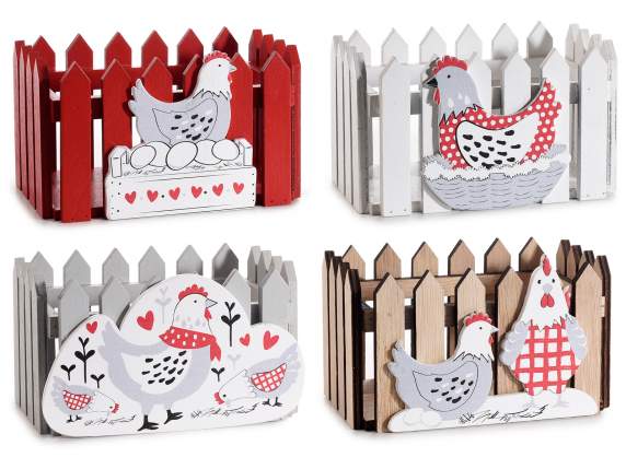 Panier en bois pour clôture avec décoration de poule