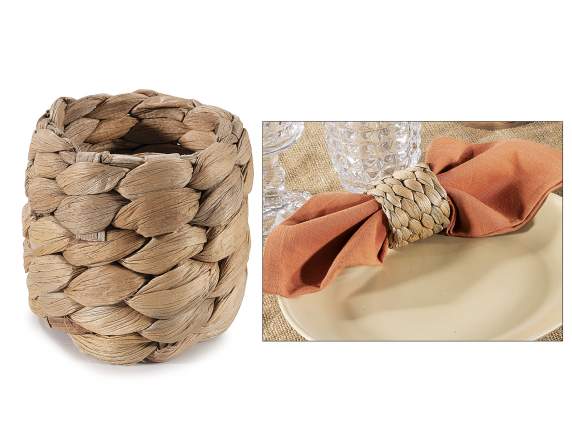 Rond de serviette en jacinthe tissée