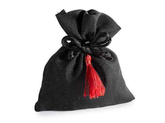 Bolsa de graduación con borla y cordón.