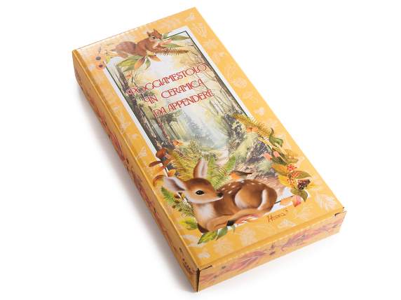Suport de lingurita din ceramica cu arc si animale de padure
