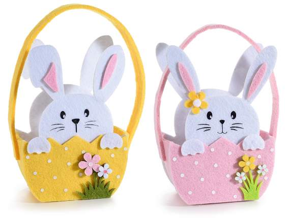 Sac en tissu coloré avec des fleurs et un lapin en relief