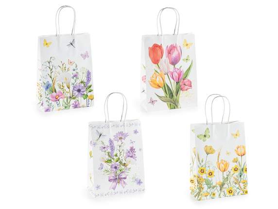 Bolsa-sobre de papel mediano con asas y decoración floral.