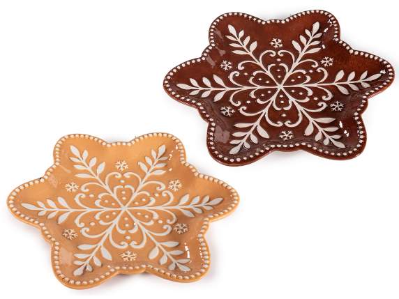 Farfurie ceramică în formă de stea cu decorațiuni în relief