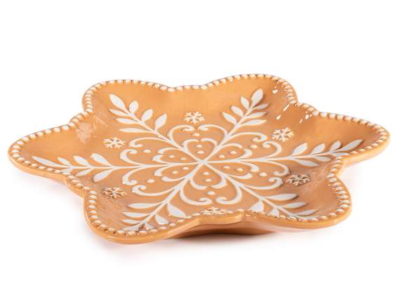 Farfurie ceramică în formă de stea cu decorațiuni în relief