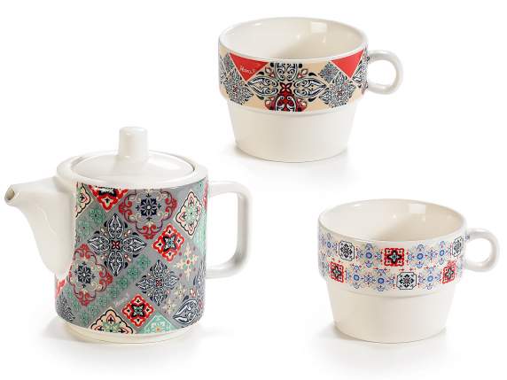 Teapot and 2 cups set in majolica porcelain