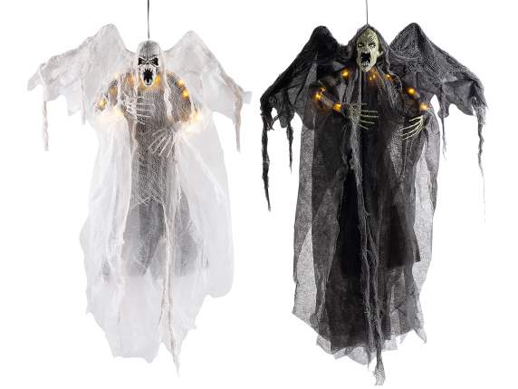Personnage dHalloween avec des ailes à suspendre