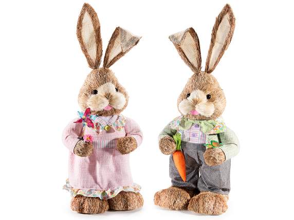 Grand lapin en fibre naturelle avec carotte et moulinet