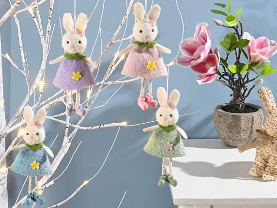 Lapin à longues pattes avec robe en tissu à suspendre