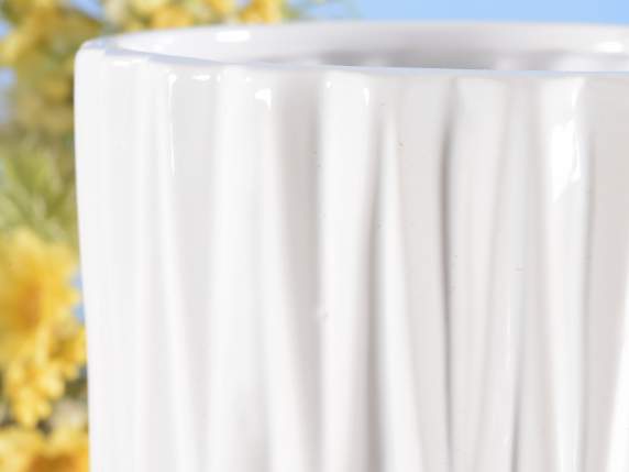 Ensemble de 4 vases en céramique blanche moletée brillante