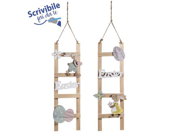 Échelle décorative en bois avec lapin et œufs suspendus