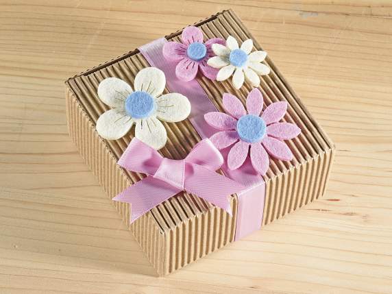 Exposant 144 fleurs en tissu bicolore avec adhésif double fa