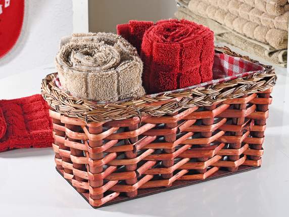 Panier en bois tressé avec du tissu à carreaux