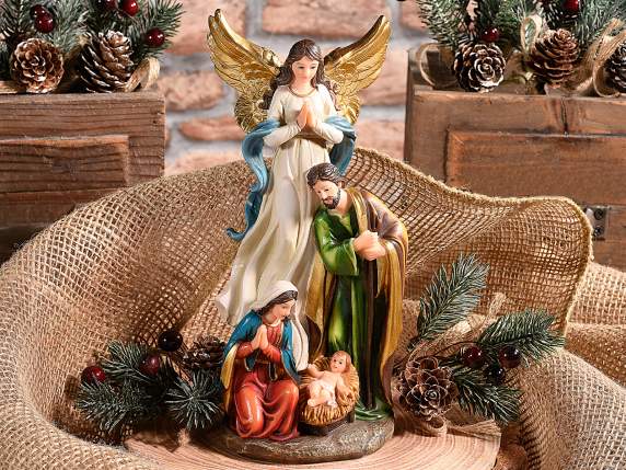 Crèche de Noël en résine colorée avec détails ange et dorés