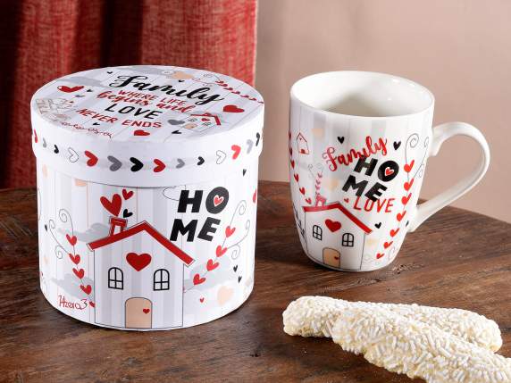 Coffret cadeau avec mug en porcelaine FamilyHome