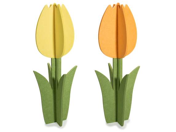 Grande tulipe dans un tissu coloré