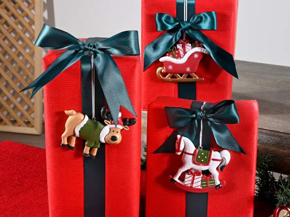 Hanging resin Christmas decoration