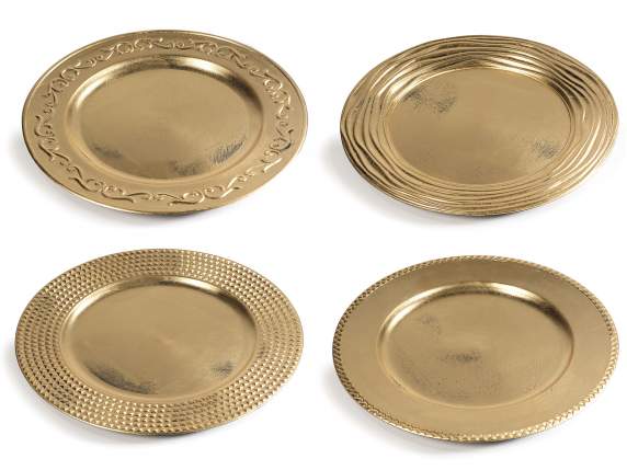 Rigid plastic placemat with antique effect